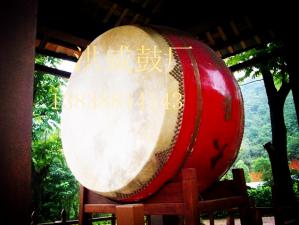 大鼓，你們能敲擊出多少種不同的聲音和節(jié)奏？